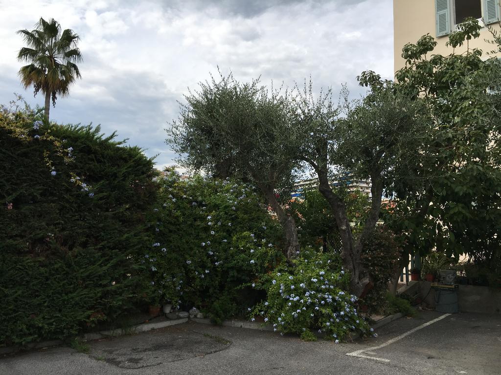 Apartment Villa Anahit Nice Dış mekan fotoğraf